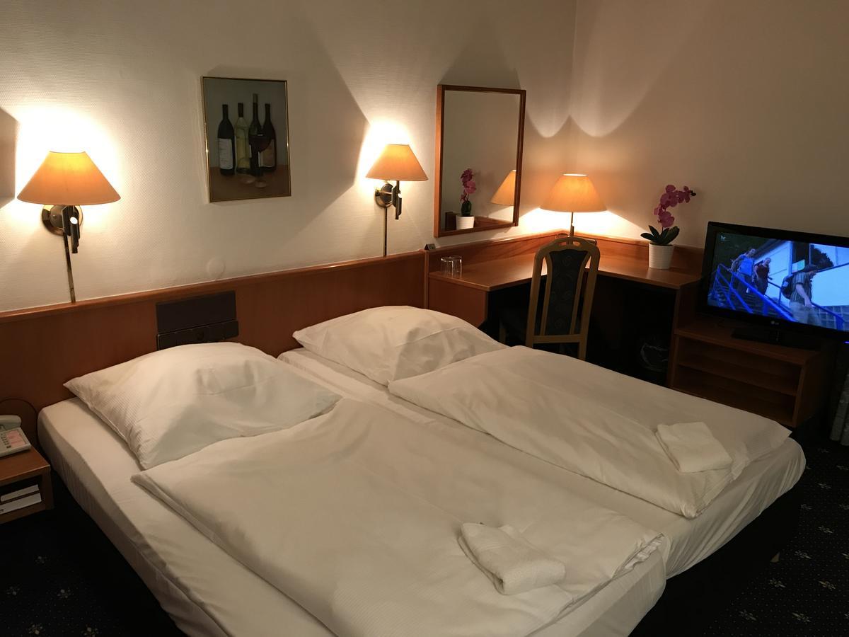 Karaman Group Hotel Bad Nenndorf Exteriér fotografie